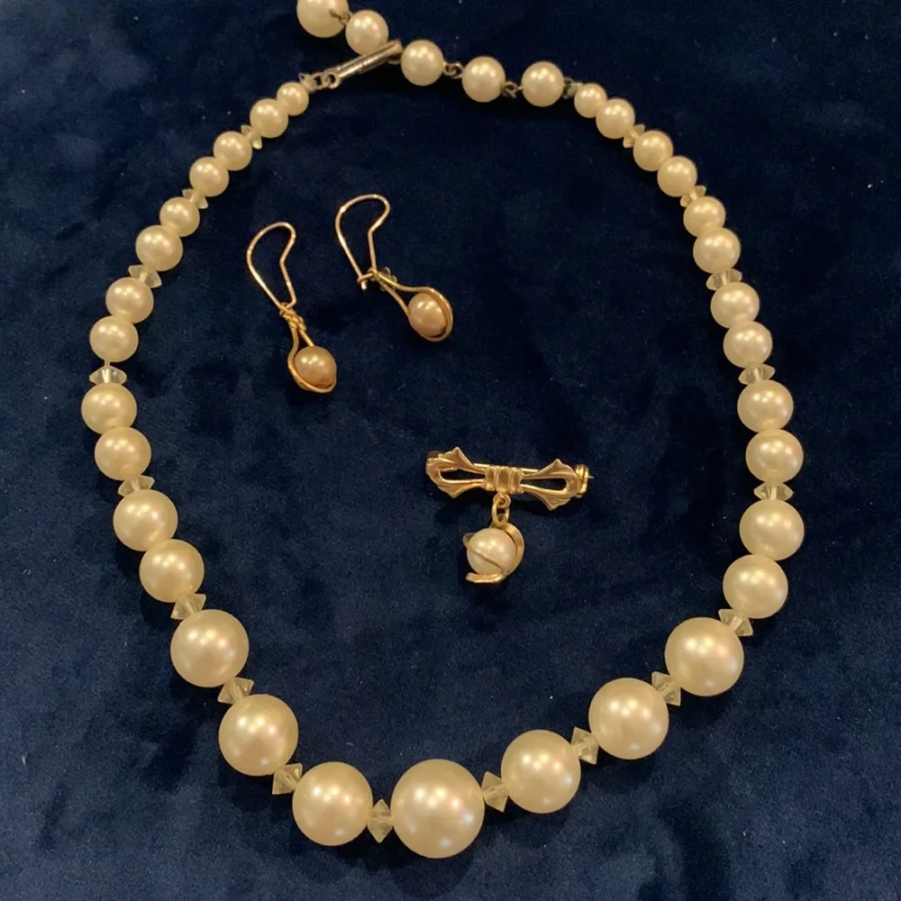 Vintage faux pearl set - Picture 2 of 3